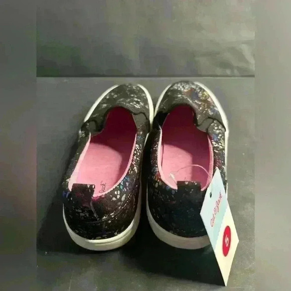 CAT & JACK GIRLS BLACK AND WHITE WITH PAINT SPLASH SLIP ON SHOES Size 5 - Picture 6 of 7